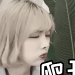 小姐姐说想你,小姐姐深情告白，倾诉对你的无限思念